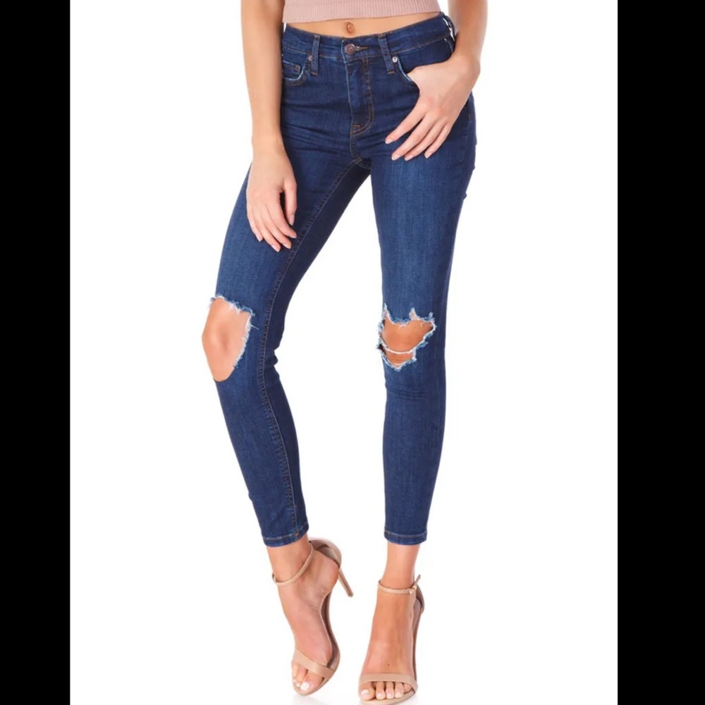 Free People Busted Knee Dark Rinse Skinny Ankle Jeans Like New